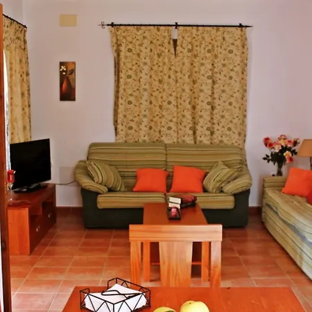 104958 - House In Apartmán Conil De La Frontera
